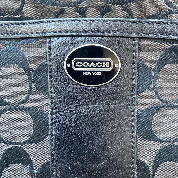 Coach Crossbody Purse - Picture 3 of 4